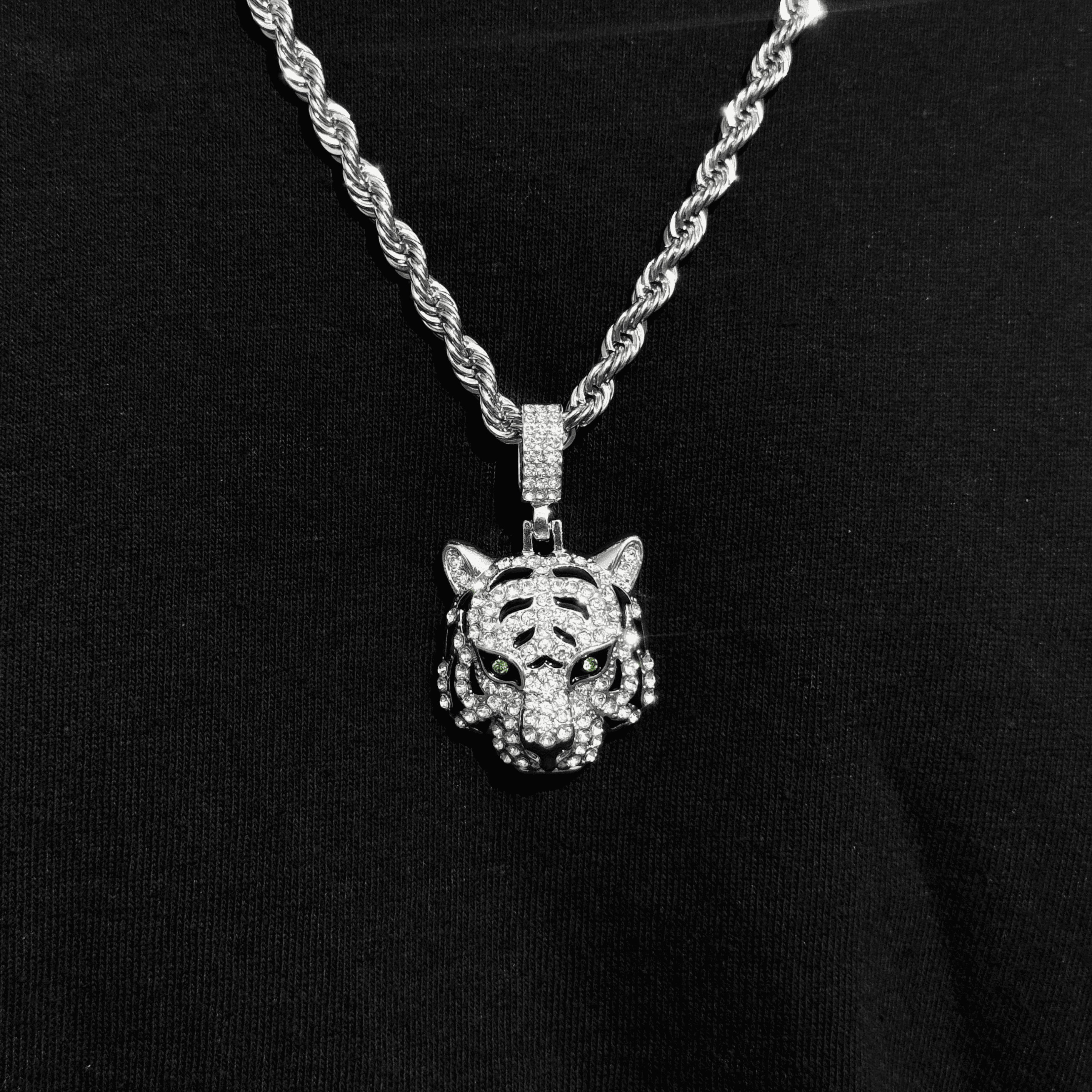 Men's Iced Out Tiger Pendant with 4mm Rope Necklace